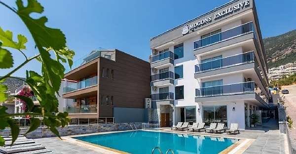 2. Mogons Exclusive & Turkish Bath Spa
