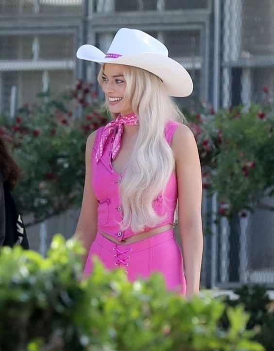 4. Bu yaz kovboy şapkalarıyla karşılaşmamız mümkün.