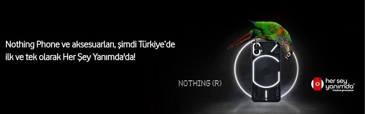 Yıldız telefon, Türkiye'de Vodafobn'un Yanımda isimli mobil uygulaması aracılığıyla 7 Haziran'da kullanıcıların beğenisine sunulacak.