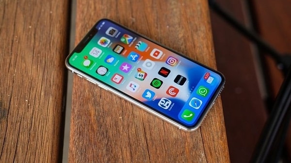 Markanın ilk çentikli akıllı telefonu iPhone X de iOS 17 yazılımına kavuşamayacak.