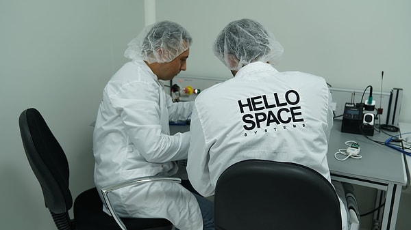 Hello Space, ilk test uydusu İstanbul'un ardından ekim ayında 4 yeni test uydusunu daha yörüngeye gönderecek.