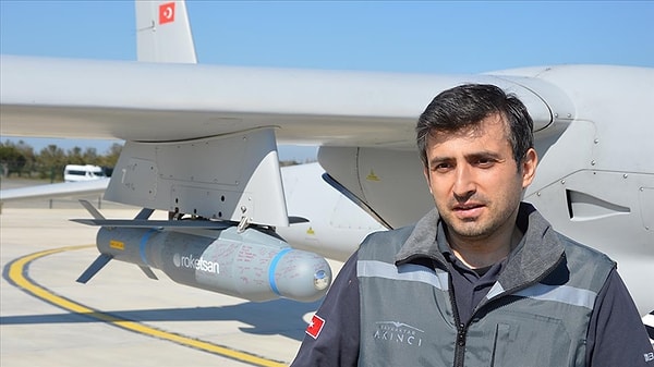 Dünyanın dört bir yanındaki ülkelerin talip olduğu yerli silahlı insansız hava aracı Bayraktar TB2, son olarak Kuveyt'in yolunu tutuyor.