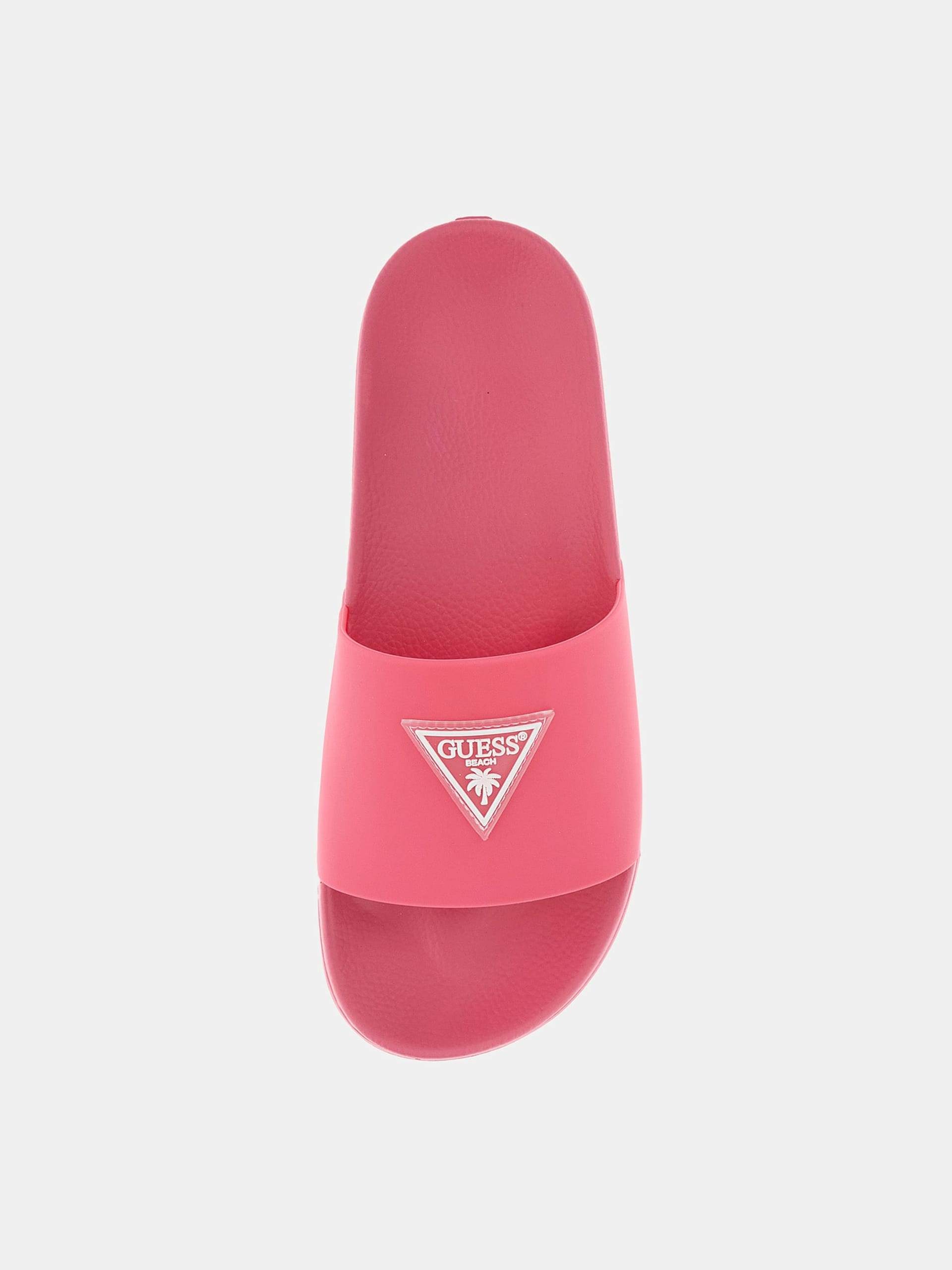 12. Üçgen logolu terlik