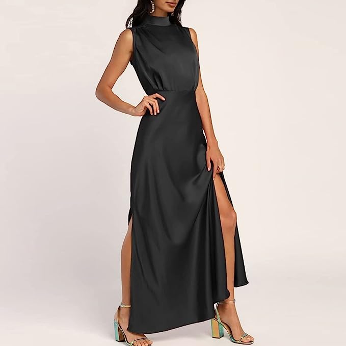 3. Yırtmaçlı Siyah Saten Elbise