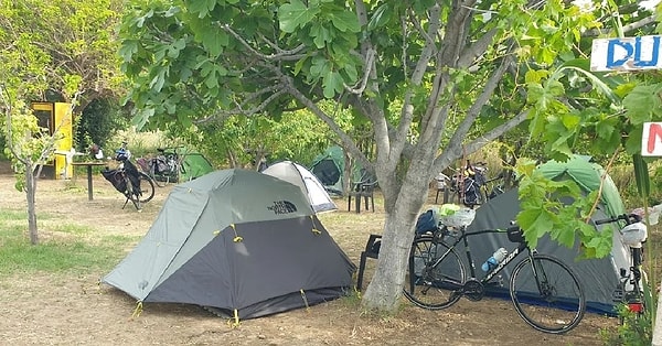 1. Almira Camping