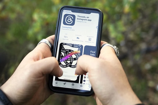 Rakibine kıyasla ücretsiz kullanım için herhangi bir limit politikası uygulamayacak olan yeni sosyal medya, Meta'ya bağlı mavi tik sistemi ile çalışacak. Aylık üyelik ücretinin güncel tutarı ise 279.99 TL.