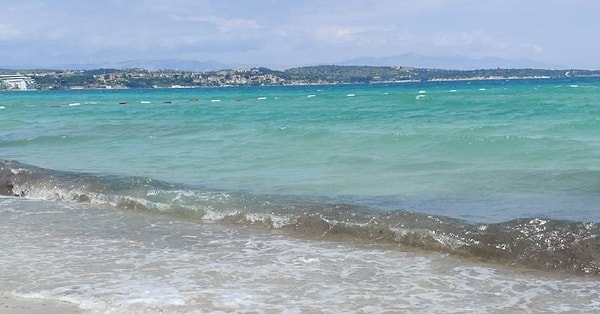 10. Altınyunus Sahili