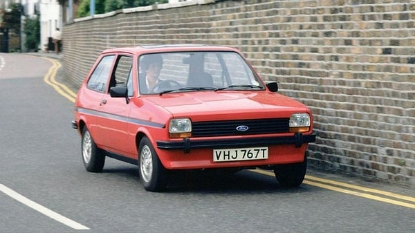 Ünlü otomotiv devi Ford tarafından 1976 yılından beridir geliştirilen Ford Fiesta modelinin üretimi resmi olarak durduruldu.