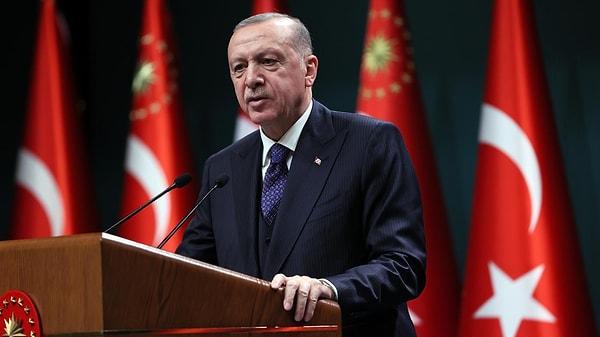 Cumhurbaşkanı Recep Tayyip Erdoğan ise geziyi, "Belediyelerin görevi gazetecileri özel uçaklar tutup şarap festivallerine götürmek değil" sözleriyle hedef almıştı.