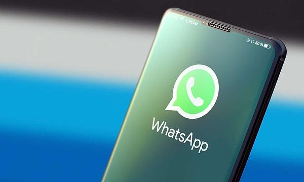 WhatsApp'ın yeni özelliği, kimilerine göre sohbet başlatmak için gereken rehbere kaydetme zorunluluğunu ortadan kaldırdığı için kullanışlıyken, bazılarına göre bilinmeyen numaralara ve kişilere erişimi kolaylaştırması nedeniyle epey tehlikeli.