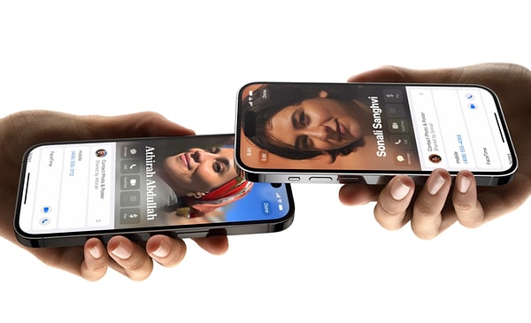 Yeni güncelleme ile beraber hayatımıza girecek özellikler arasında en çok dikkat çeken kişi ve numara paylaşımını kolaylaştıran NameDrop oldu.