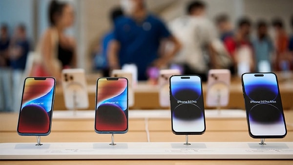 Öte yandan global çapta hazırlanan sıralamada Apple, düğer ülkelerde Türkiye'deki dudak uçuklatan fiyatlara kıyasla daha uygun olan iPhone modelleri sayesinde birinciliği kapan isim oldu.