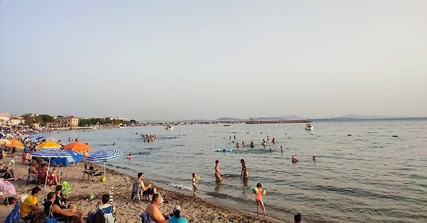 10. Çandarlı Plajı