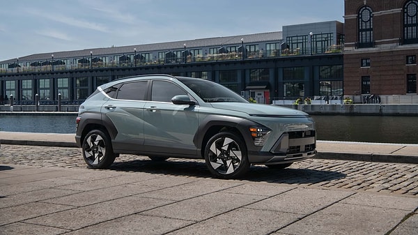 Rekabetin giderek kızıştığı Türkiye elektrikli otomobil pazarına son olarak Hyundai cephesinin yeni KONA modeli de dahil oluyor.