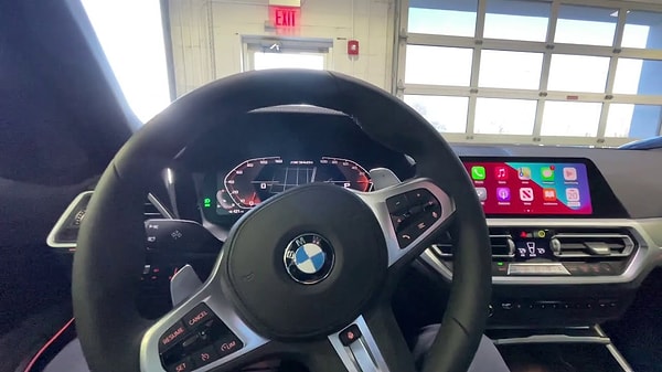 Üstelik, henüz ne BMW'den ne de Apple'dan konu hakkında resmi bir açıklamaya yapılmamak beraber, söz konusu problemin kaç müşteriyi etkilediği de tam olarak bilinmiyor.