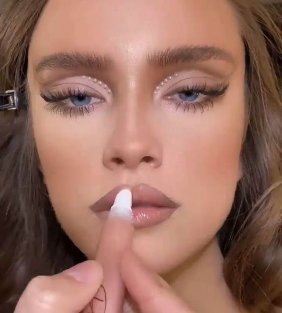 12. Gloss aşıkları buraya!