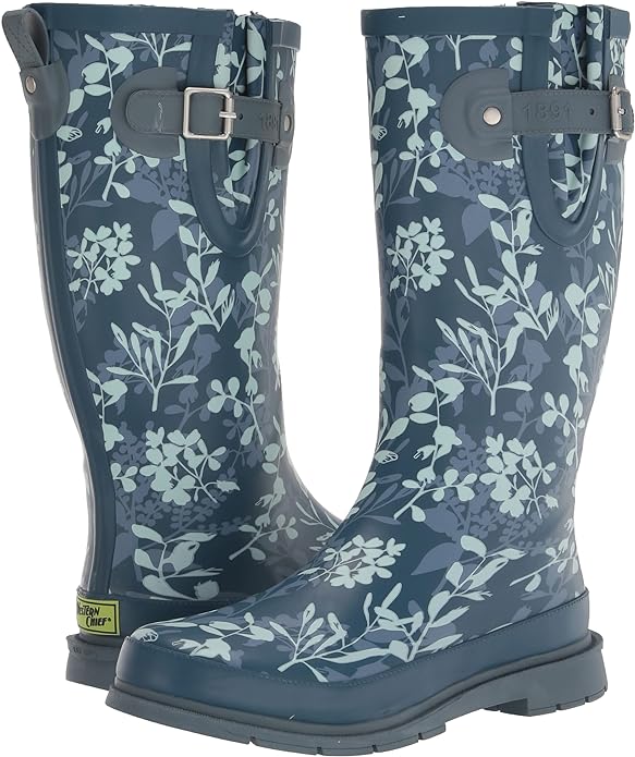 8. Farklılık arayanlar desenli yağmur çizmelerini inceleyebilir.