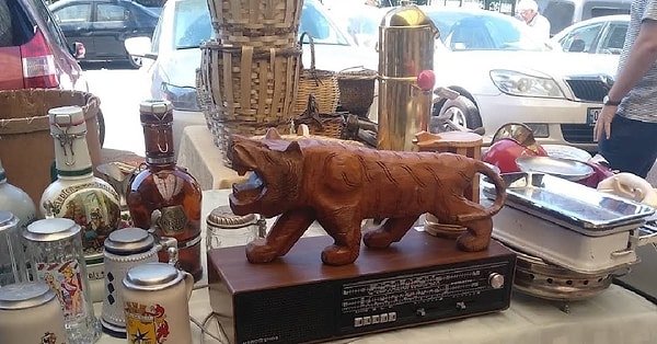 7. Çayyolu Antika Pazarı