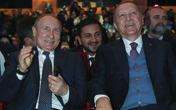 Cumhurbaşkanı Recep Tayyip Erdoğan özellikle gençler ve yeni evlenenlerle ilgili katıldığı birçok programda üç çocuk isteğini sık sık dile getiriyor.