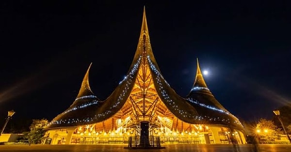 13. Efteling - Hollanda