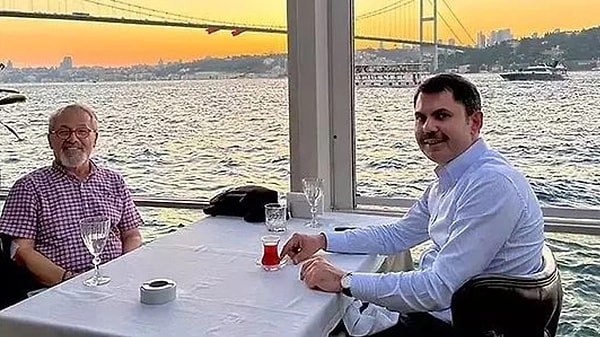 Murat Kurum'dan danışmanlık teklifi aldığını doğrulayan Naci Görür şunları söyledi: "Parti liderleri ve ileri gelenleri benimle konuşuyorlar, çeşitli görevler teklif ettiler. Hepsine, Murat Kurum da dahil saygıyla karşıladım, dedim ki 'Bana rozet takamazsınız. Bir partiye bağlan derseniz bunu yapmam ama deprem konusunda, insanım ölmesin, halkımın hizmetinde çalışayım diyorsanız hepinizin emrine amadeyim.'"