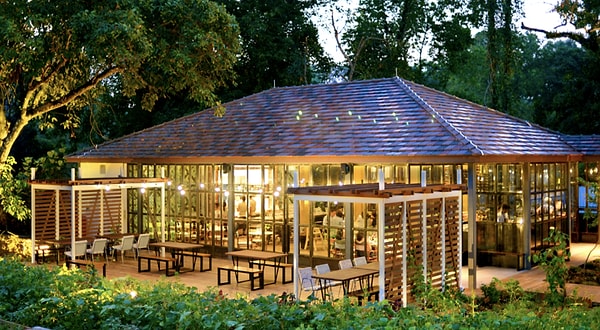 4. Open Farm Community - Singapur