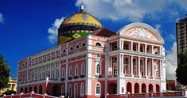 11. Amazon Tiyatrosu - Manaus