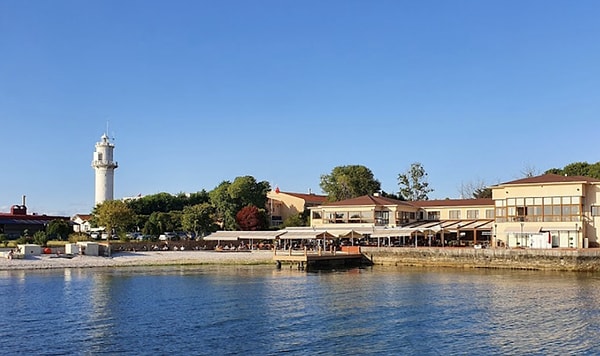 8. Fenerbahçe Feneri - İstanbul