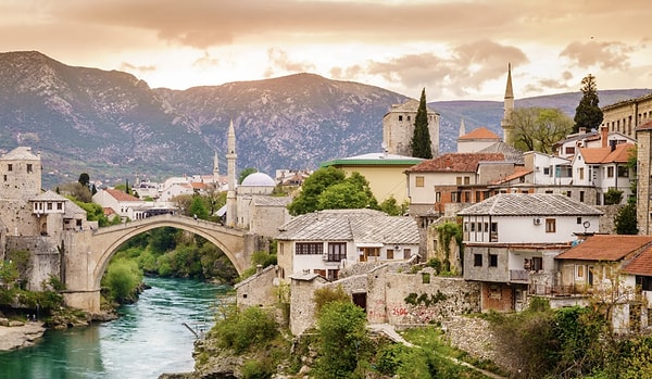4.6 Mostar