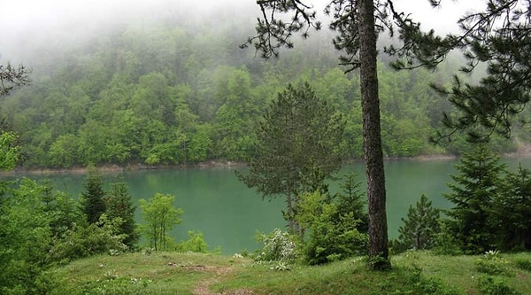 3. Sülüklü Göl - Bolu