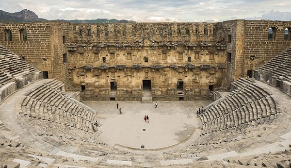 15. Aspendos Antik Tiyatrosu