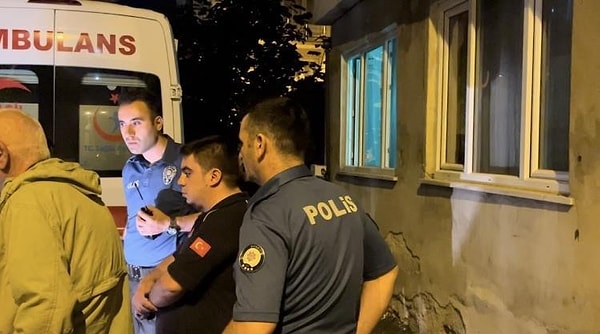 Olay yerine gelen sağlık ve polis ekipleri, kadının hayatını kaybettiğini tespit etti.