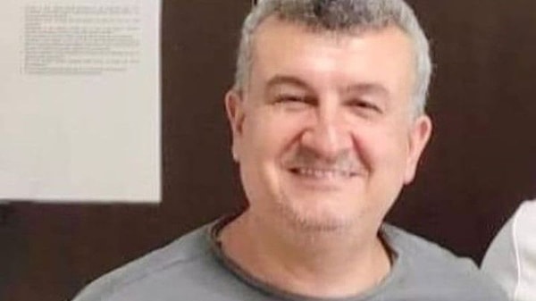 Hürriyet'ten Beyazıt Şenbük'ün haberine göre, Eğitim Bir-Sen Çayırova İlçe Başkanı Ali Dere, “Herkes tarafından çok sevilen, kimseyle olumsuz anısı olmayan bir öğretmenimiz ve üyemizdi. Cinayeti işleyen kişinin Mahir hocanın görev yaptığı okulun öğrencisi olmadığına dair teyit aldık." dedi.