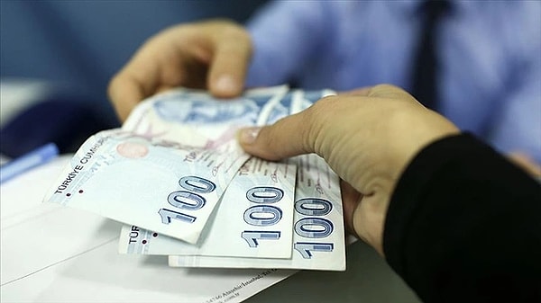 Asgari ücret son olarak yıl başında yüzde 49 zam yapılarak net 17.002 TL olarak belirlenmişti.