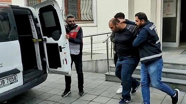 Savunması sorulan sanık "Ben Adli Tıp'ın hakkımda vereceği raporu bekliyordum. Mütalaaya bir diyeceğim yoktur. Tahliyemi talep ederim" dedi. Mahkeme, sanık avukatına son savunma için süre vererek duruşmayı erteledi.