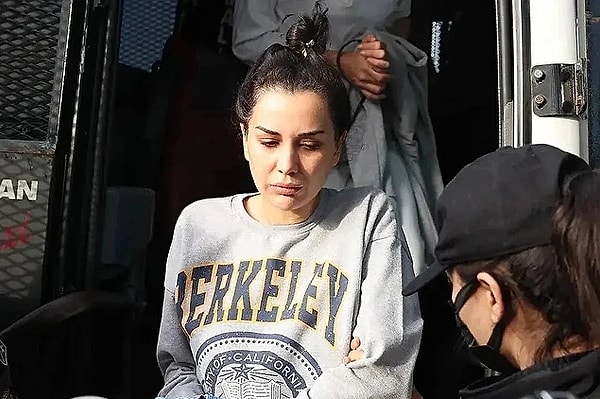 Dilan Polat için eksik evrakların tamamlanması ve yarın değerlendirme yapılması bekleniyor. Dilan Polat'ın yarınki duruşmada tahliye edilmesi ihtimaller dahilinde.