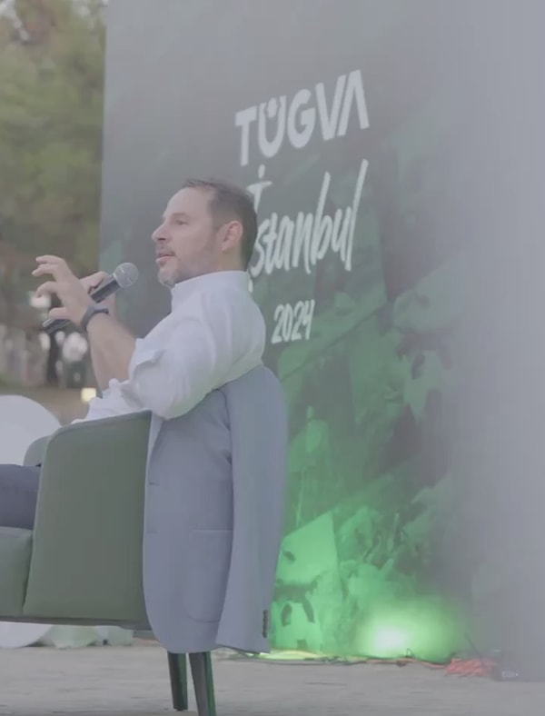 Albayrak burada yaptığı konuşmada, "Son 500 yılın en önemli nesli sizsiniz gençler. En önemli nesli sizin nesliniz" ifadelerini kullandı.