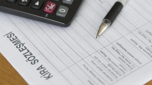 Kira artış oranı, on iki aylık ortalama enflasyona göre belirleniyor. TÜFE, temmuz ayında on iki aylık ortalamalara göre yüzde 65,93 olarak gerçekleşti.