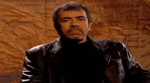 İstihbarat Uzmanı: Üniversitelerin 4 yıllık lisans programlarından mezun olmak, yabancı dil yeterliliğine sahip olmak.