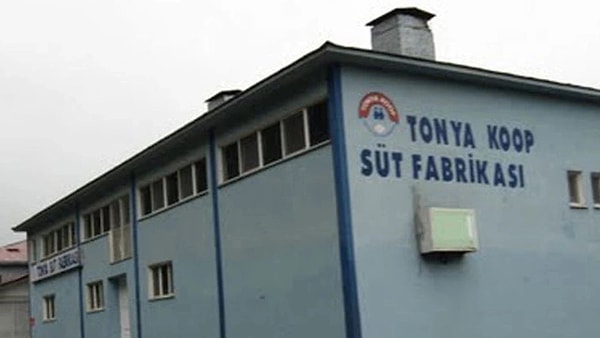 BirGün'den Kayhan Ayhan'ın aktardığına göre, 1968 yılında kurulan ve 55 yıl boyunca sürdürülebilir tarım ve hayvancılığı destekleyen kooperatif liyakatsiz kişilerin elinde borç batağına sürüklendi. Kurumun borçlarının 18.5 milyon TL'ye ulaştığı belirtiliyor.