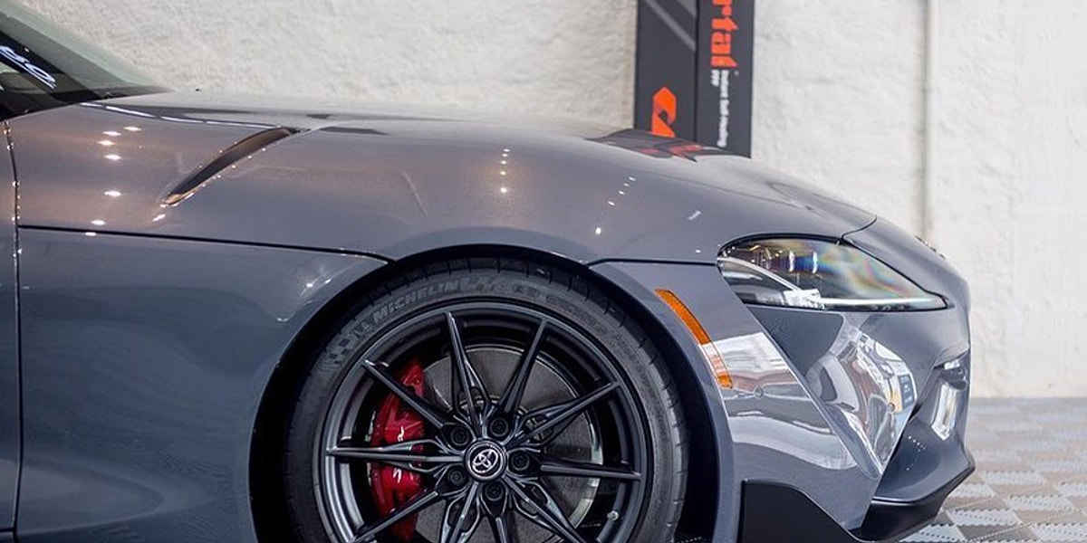 Yaptıracağınız PPF kaplamanın sertifikalı, onaylı ve garantili olmasına özen gösterin.