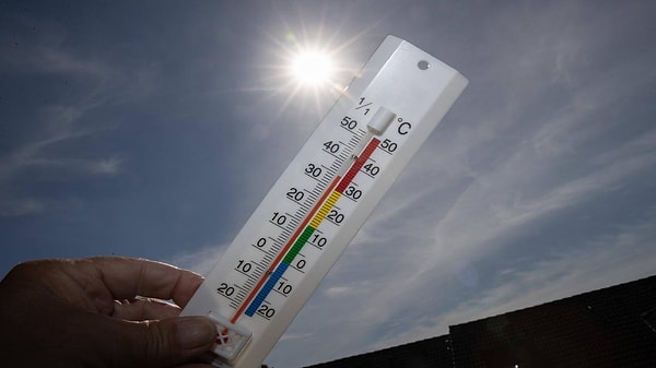 CNN TÜRK Meteoroloji Danışmanı Prof. Dr. Orhan Şen, sosyal medya hesabından hava durumuna ilişkin önemli değerlendirmeler yaptı.