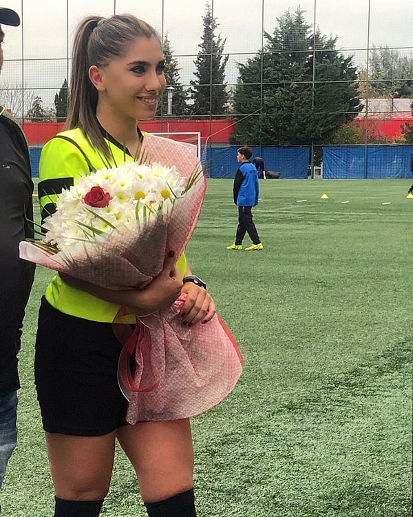 Elif Karaarslan Futbol Oynadı mı?