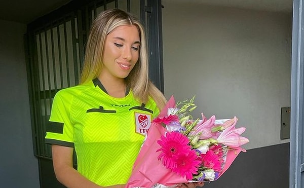 Elif Karaarslan Kimdir?