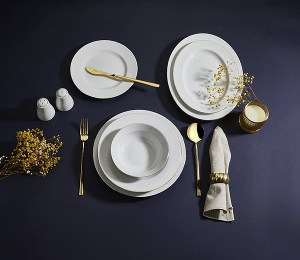 Amboss HARE 12 Kişilik 53 Parça Porselen Yemek Takımı, sofralarınıza altın rengiyle bir lüks ve gösterişli atmosfer getirir.