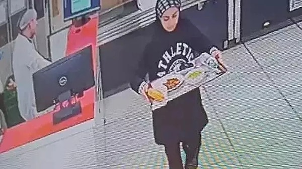 Van'da 18 gün önce kaybolan 21 yaşındaki üniversite öğrencisi Rojin Kabaiş'ten bugün acı haber gelmişti.