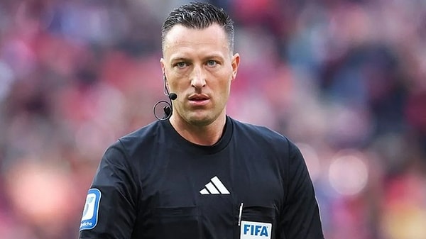 AZ Alkmaar - Fenerbahçe Maçının Hakemi Kim?