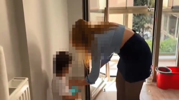 Bir süre sonra N.K., iddiaya göre, sosyal medyada oğlu U.L.A. adına kanal açıp, kendisine ait çektiği uygunsuz görüntüleri yükleyip, izlemek isteyenlere ise abonelik ücreti olan yaklaşık 5 bin lira karşılığında satmaya başladı.