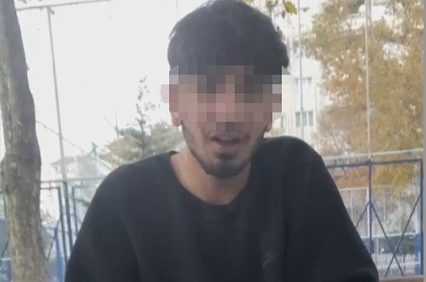 Olayla ilgili açıklama yapan futbolcu, antrenör Deniz Niğdelioğlu'ya bağırıp küfür ettiğini ve bu nedenle antrenörünün boğazını sıktığını belirtti. Futbolcu ayrıca kavga sonrası antrenörünün elini öperek barıştıklarını da söyledi.